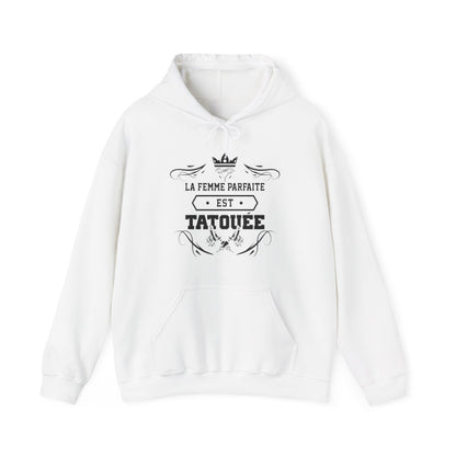 La femme parfaite est tatouée