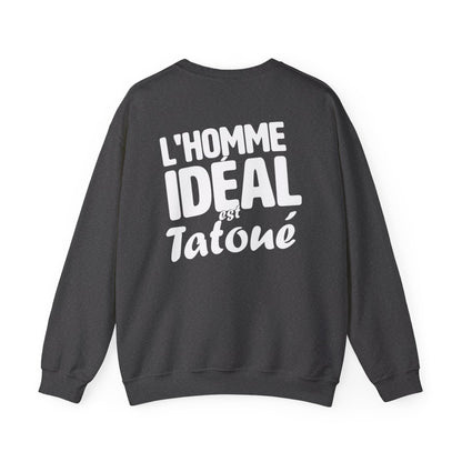 L'homme idéal est tatoué