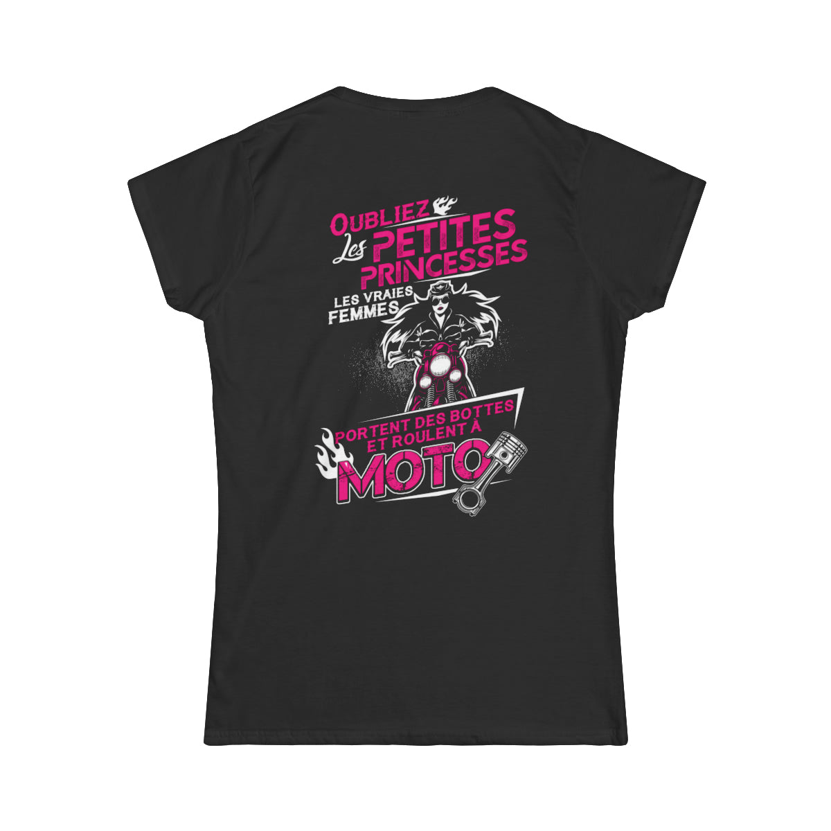 Ls vraies femmes portent des bottes et roulent à moto