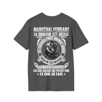 Maréchal ferrant, la douleur est réelle. Ces cicatrices ont été durement gagnées