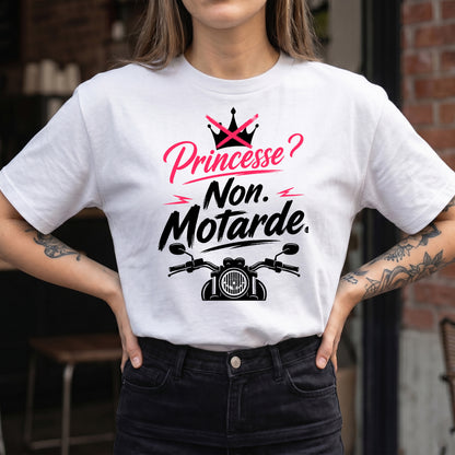 Princesse ? Non. Motarde.