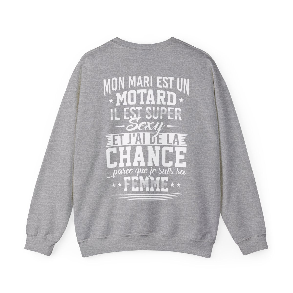 Mon mari est un motard, il est super sexy et j'ai de la chance parce que je suis sa femme