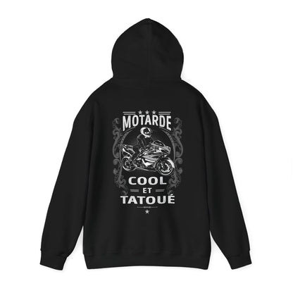 Motarde Cool et Tatoué