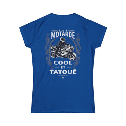 Motarde Cool et Tatoué