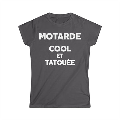 Motarde cool et tatouée