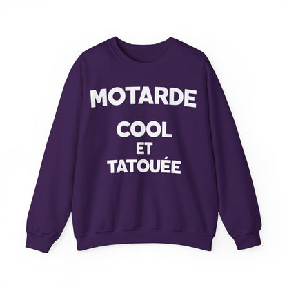 Motarde cool et tatouée