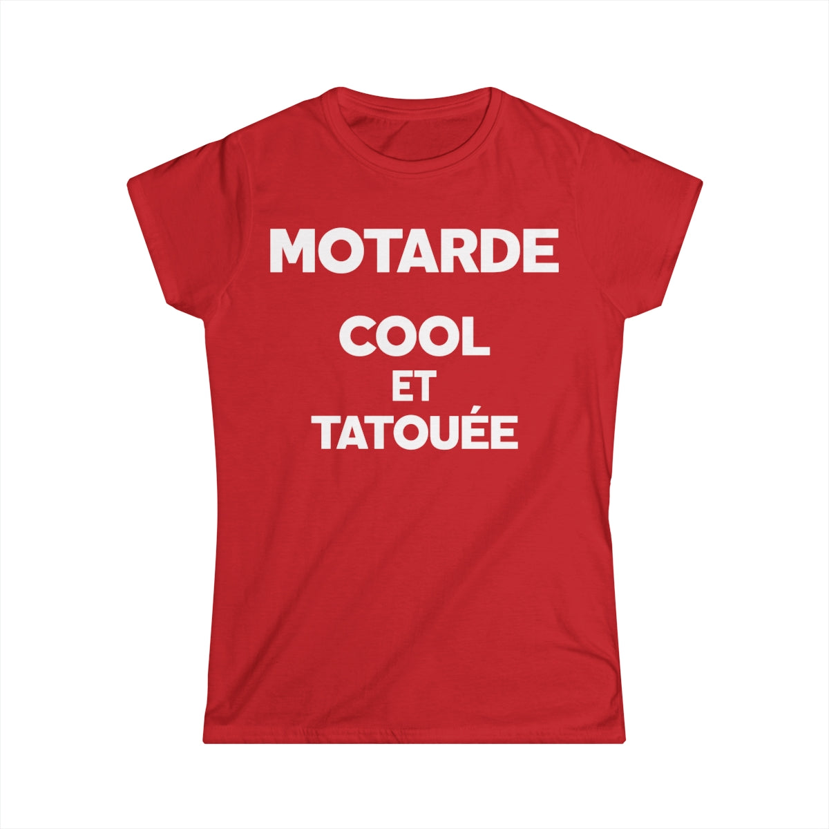Motarde cool et tatouée