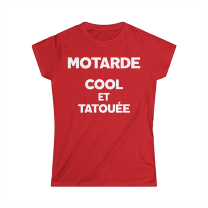 Motarde cool et tatouée