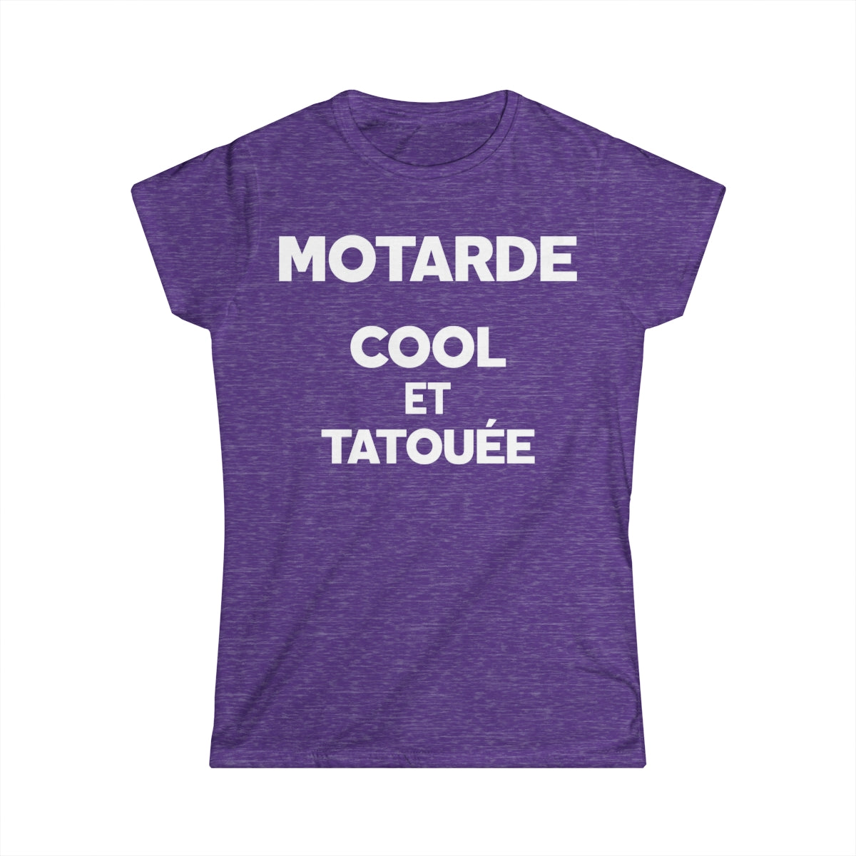 Motarde cool et tatouée