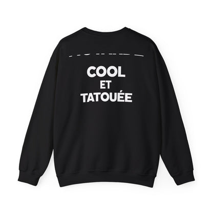 Motarde cool et tatouée