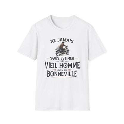 Ne jamais sous-estimer un vieil homme avec sa Bonneville