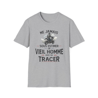Ne jamais sous-estimer un vieil homme avec sa Tracer