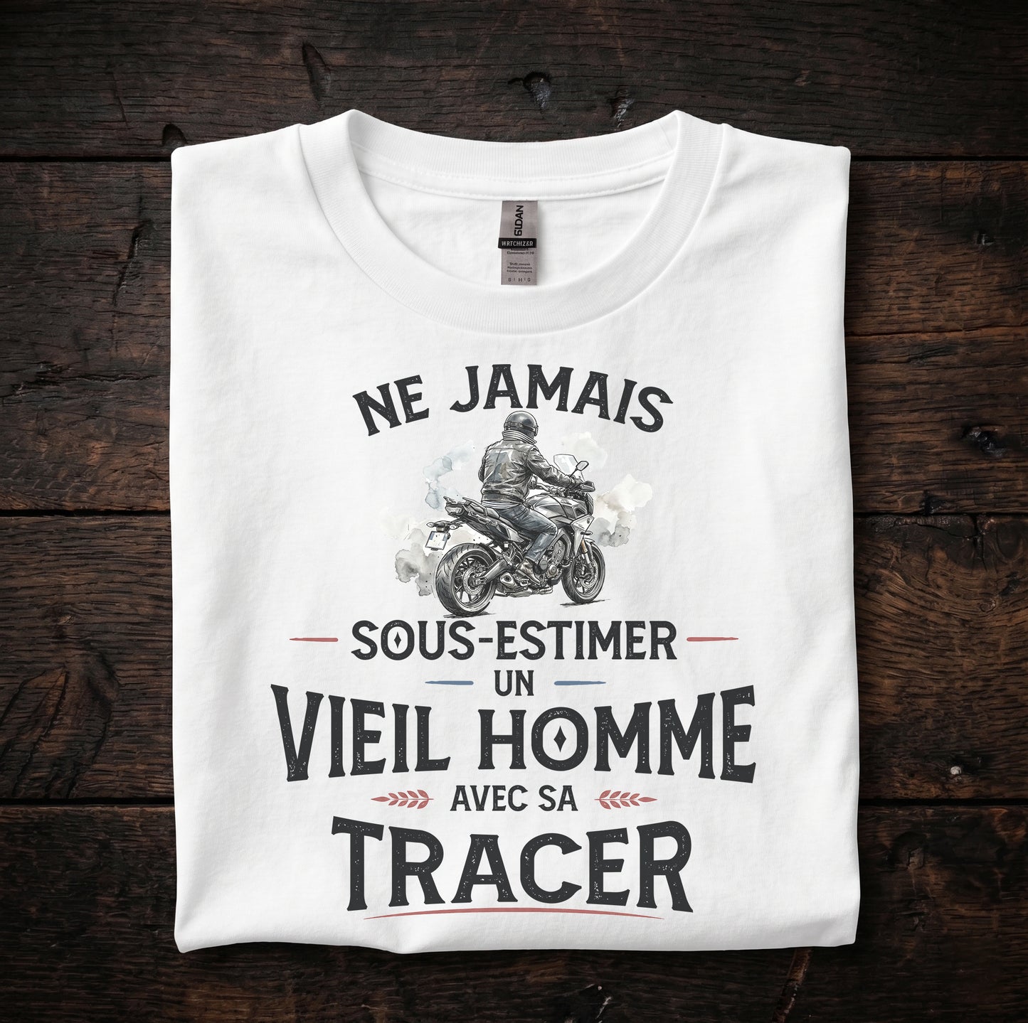 Ne jamais sous-estimer un vieil homme avec sa Tracer