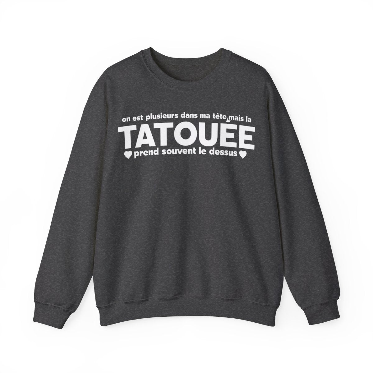 On est plusieurs dans ma tête mais la tatouée prend souvent le dessus