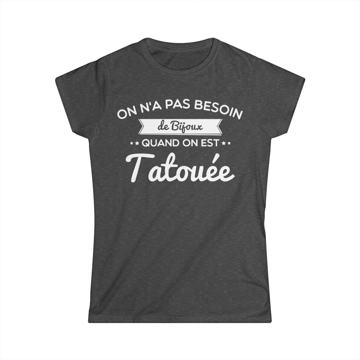 On n'a pas besoin de bijoux quand on est tatouée
