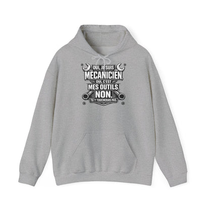 Oui, je suis Mécanicien. Oui, c'est mes outils.