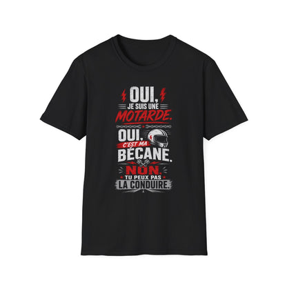 Oui, je suis une motarde, oui c'est ma bécane