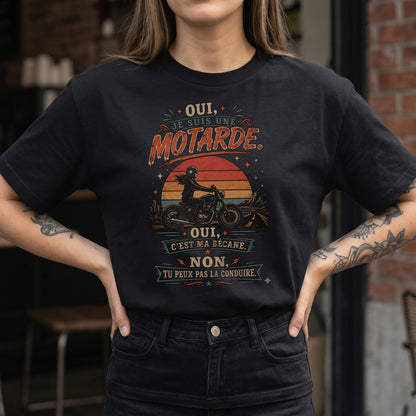 Oui, je suis une motarde, oui c'est ma bécane