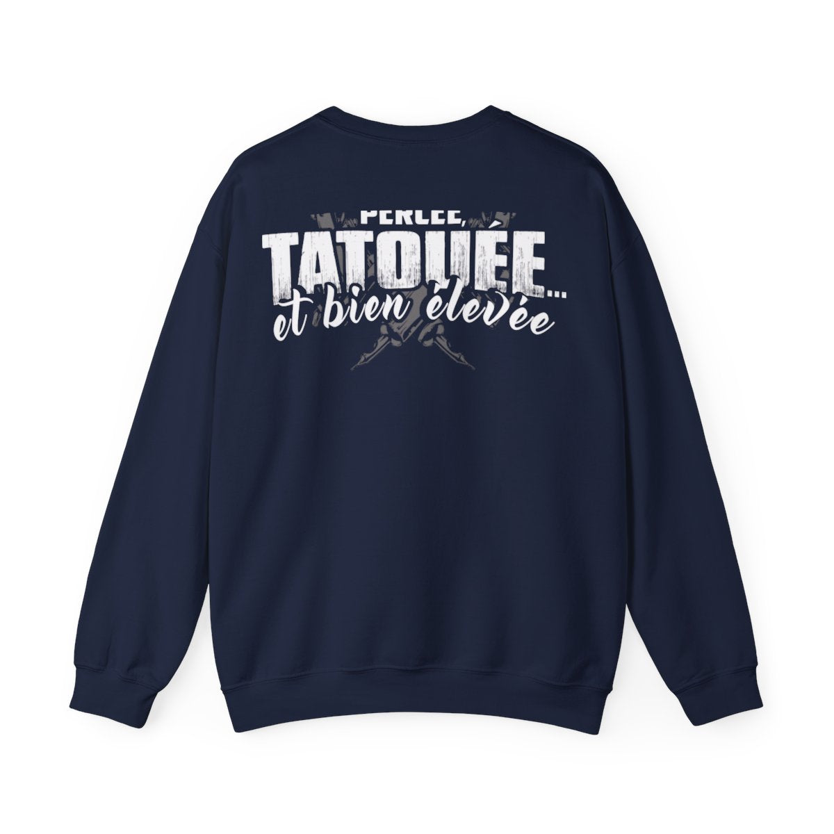 Percée, tatouée et bien élevée