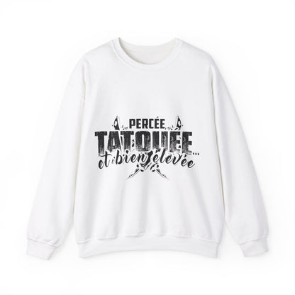 Percée, tatouée et bien élevée