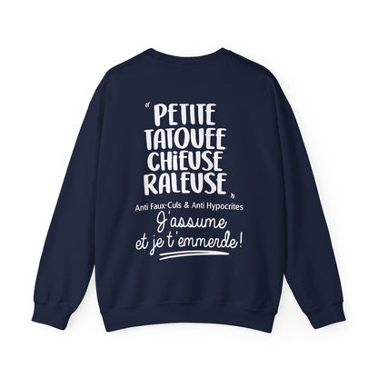 Petite, tatouée, chieuse, râleuse, anti faux-culs & anti hypocrites et j'assume