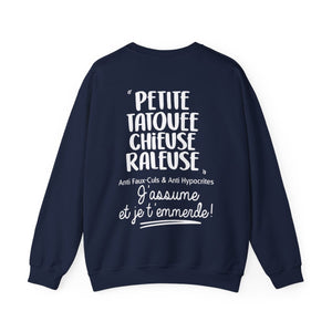 Petite, tatouée, chieuse, râleuse, anti faux-culs & anti hypocrites et j'assume