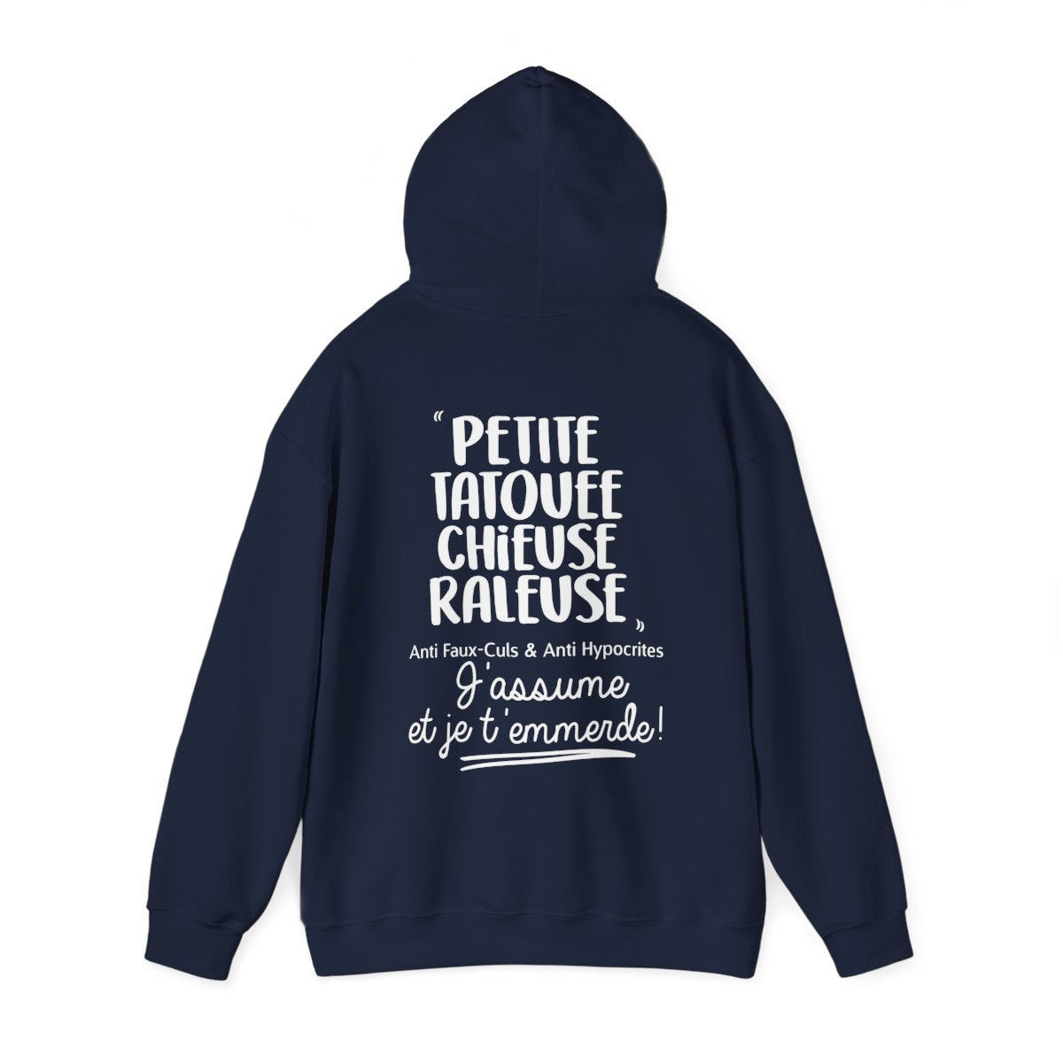Petite, tatouée, chieuse, râleuse, anti faux-culs & anti hypocrites et j'assume