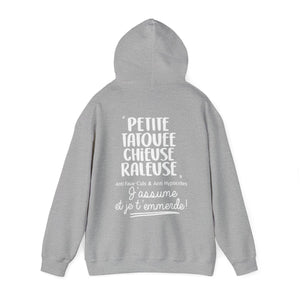 Petite, tatouée, chieuse, râleuse, anti faux-culs & anti hypocrites et j'assume