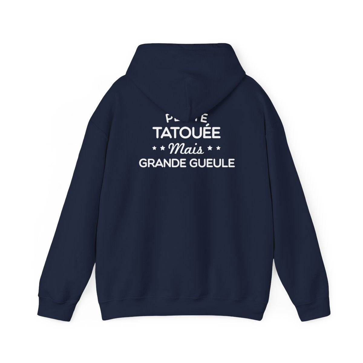 Petite tatouée mais grande gueule