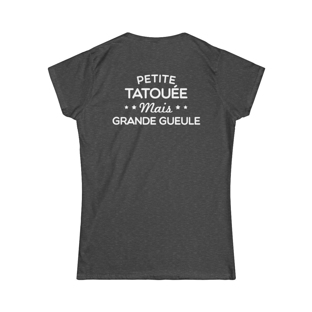 Petite tatouée mais grande gueule