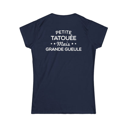 Petite tatouée mais grande gueule