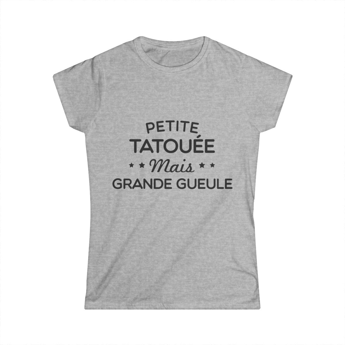 Petite tatouée mais grande gueule