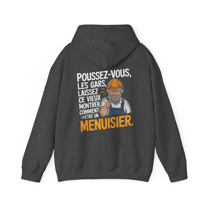 Poussez-vous, les gars, laissez ce vieux montrer comment être un menuisier