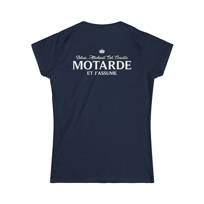 Râleuse, attachiante, sale caractère, motarde et j'assume
