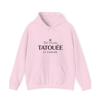 Sale caractère, tatouée et j'assume