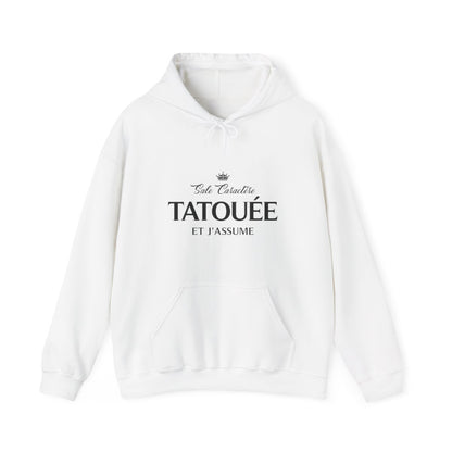 Sale caractère, tatouée et j'assume