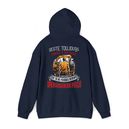 Sinon tu pourrais devenir Opérateur de Pelle.