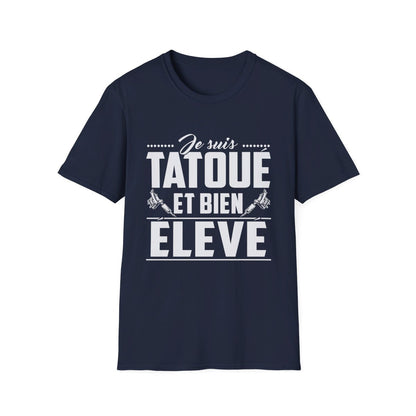 Tatoué et bien élevé