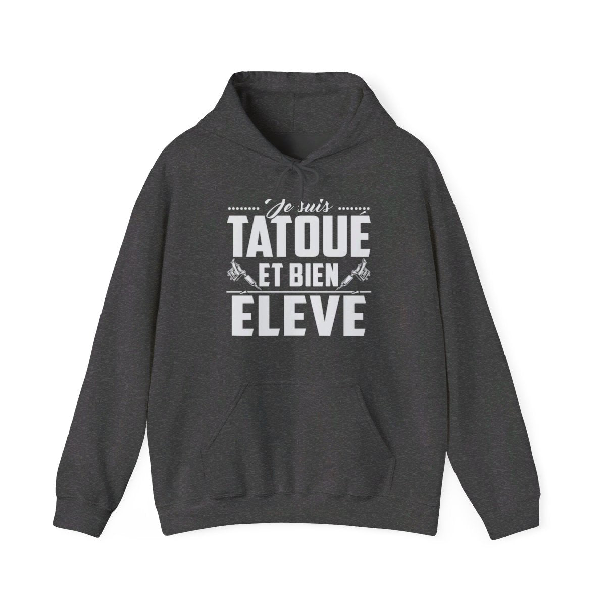 Tatoué et bien élevé