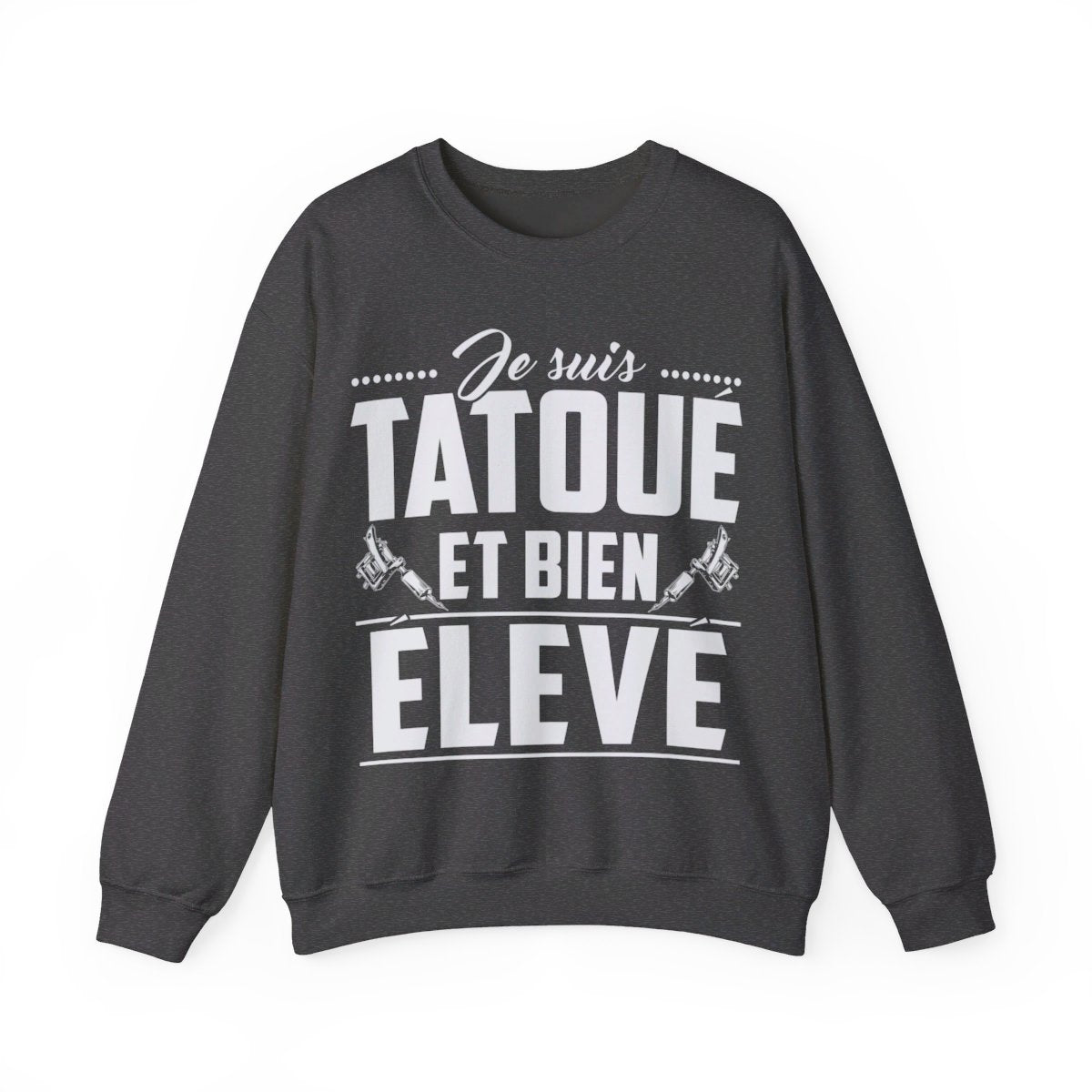 Tatoué et bien élevé