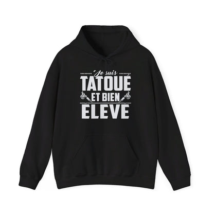 Tatoué et bien élevé