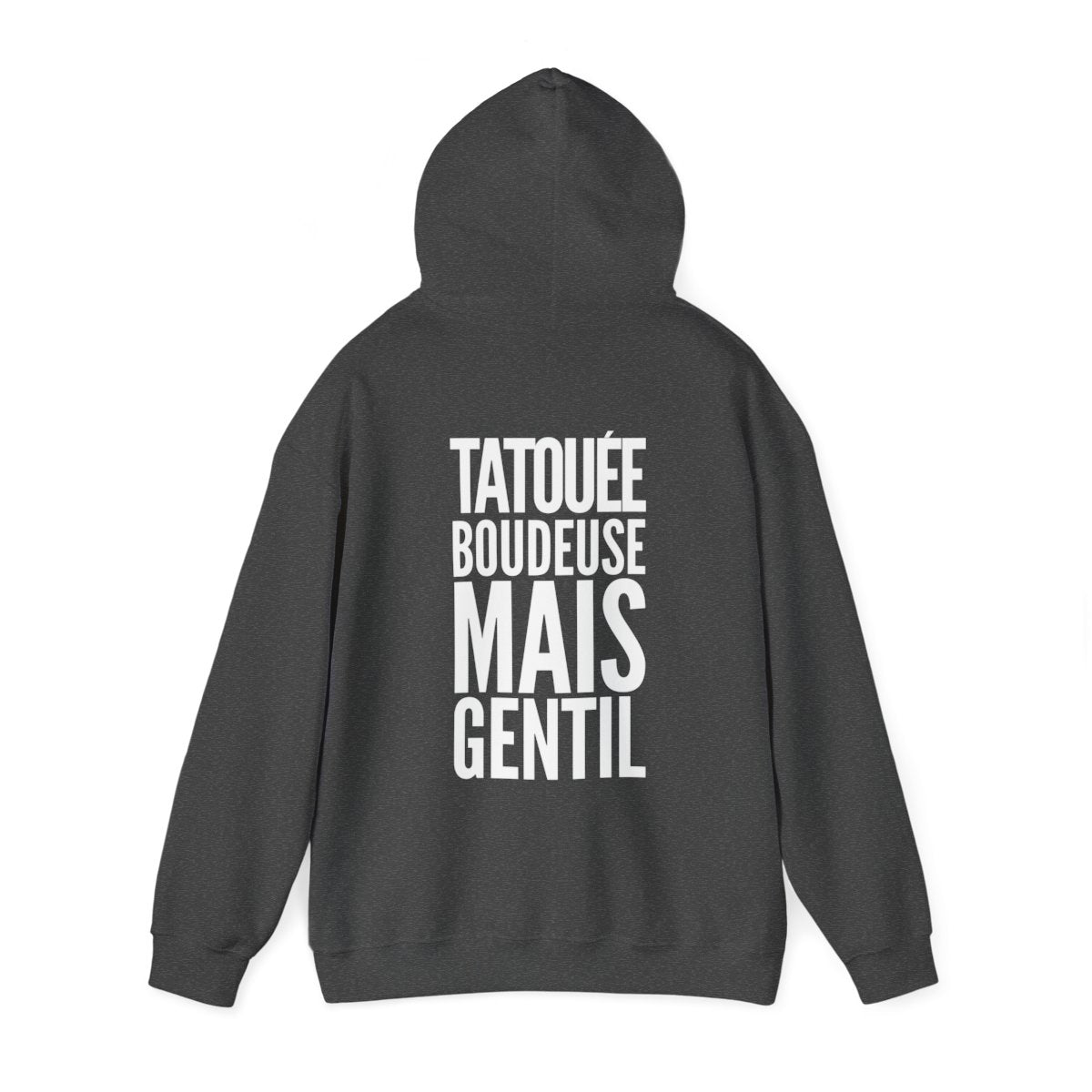 Tatouée boudeuse mais gentil