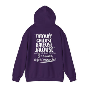 Tatouée, chieuse, râleuse, jalouse, anti faux-culs & anti hypocrites, j'assume et je t'emmerde