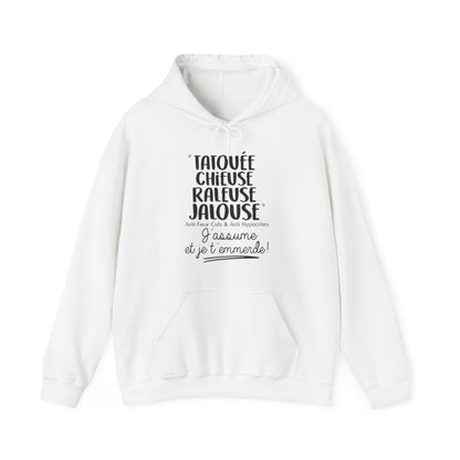 Tatouée, chieuse, râleuse, jalouse, anti faux-culs & anti hypocrites, j'assume et je t'emmerde