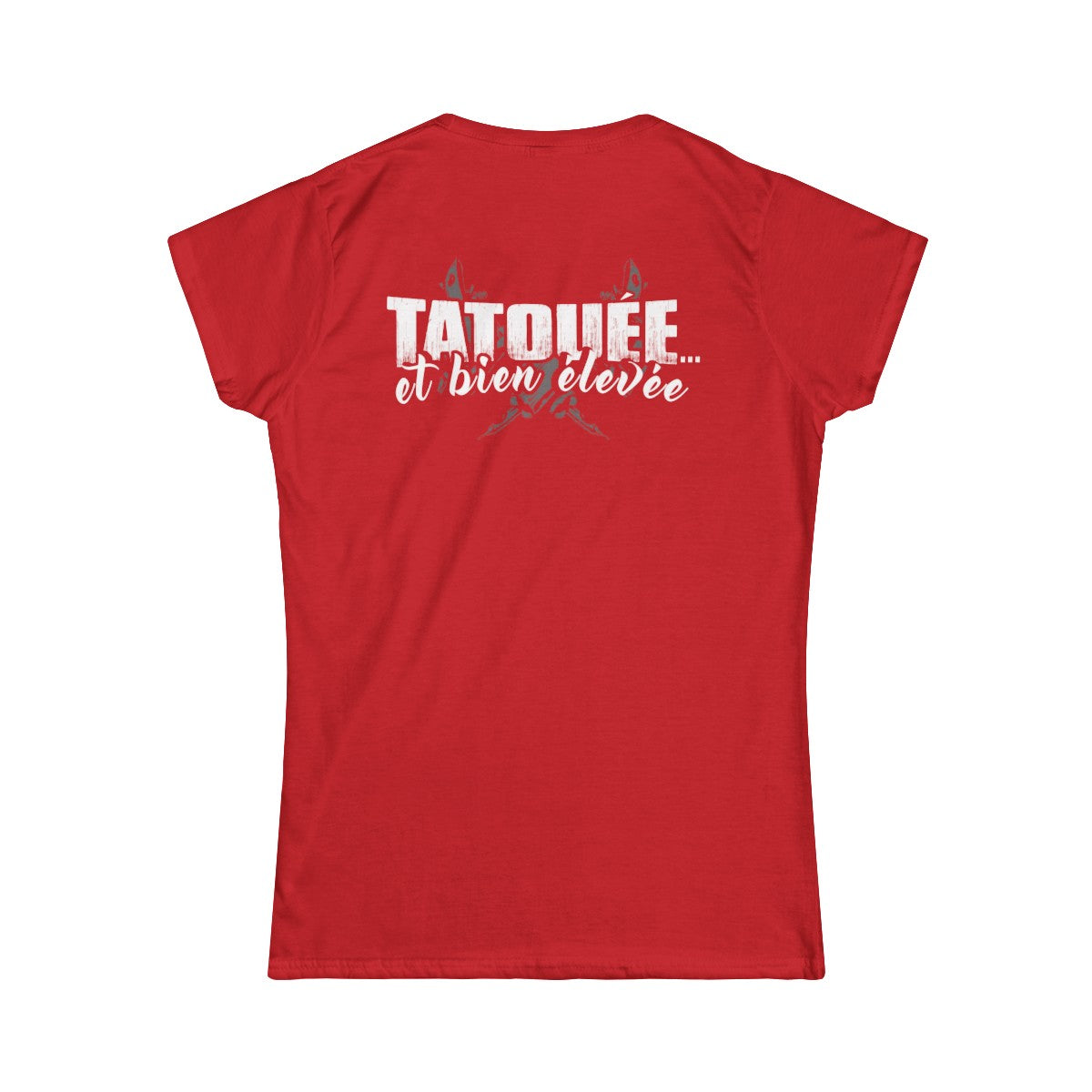 Tatouée et bien élevée