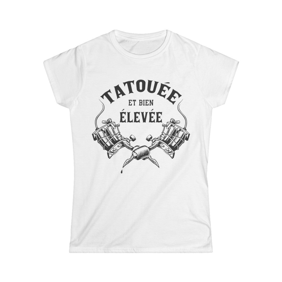 Tatouée et bien élevée