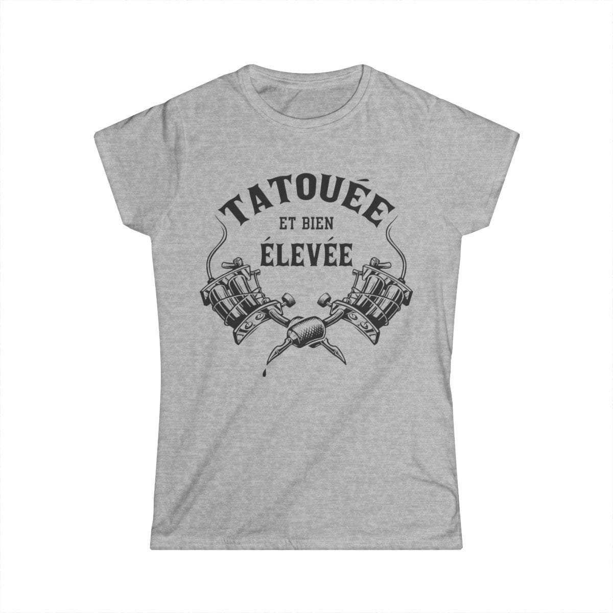 Tatouée et bien élevée