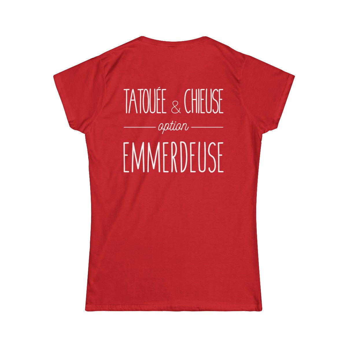 Tatouée et chieuse option emmerdeuse