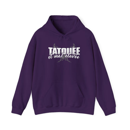 Tatouée et mal élevée
