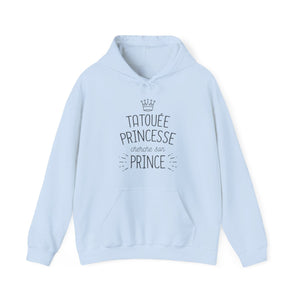 Tatouée princesse cherche son prince
